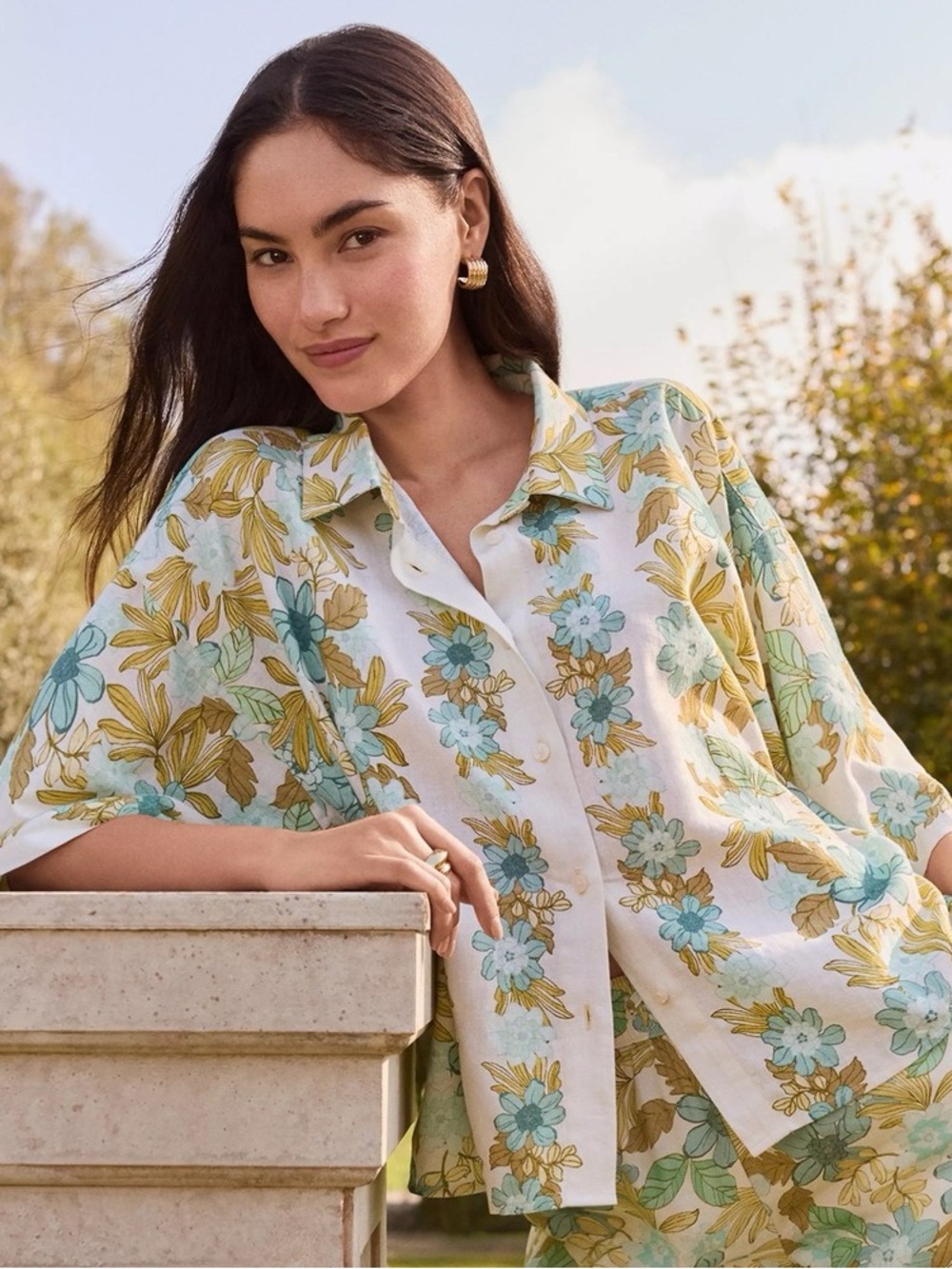 Loft Ivory/Aqua Floral Linen Button Up Shirt S